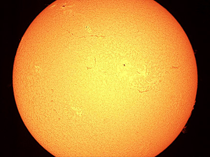 Hα線で撮った太陽（ラントLS60THa/B600で撮影）